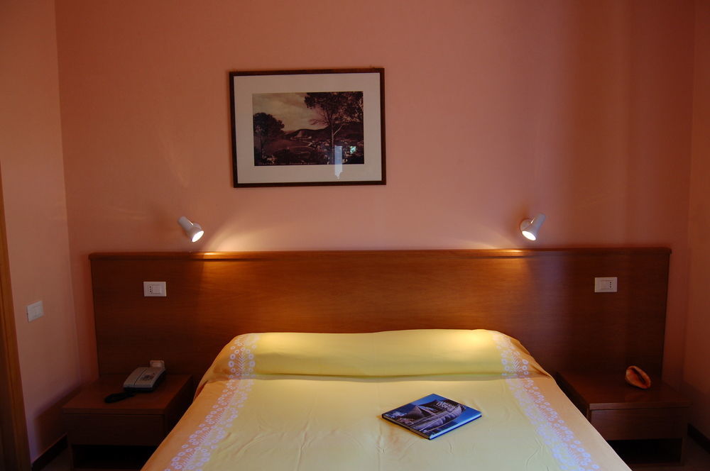 Hotel Marelba Cavo Extérieur photo